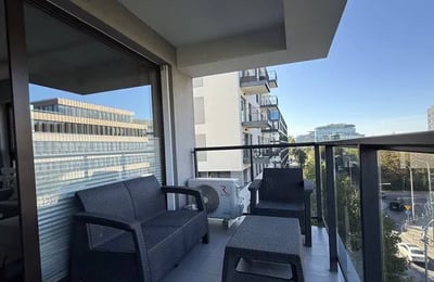 Alquiler de un moderno apartamento de 3 habitaciones, 52 m², distrito Mokotów, Varsovia, Polonia